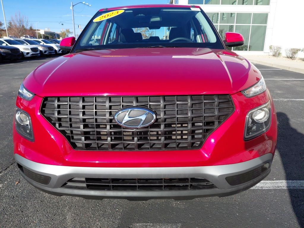 Thumbnail: 2023 Hyundai Venue - 3