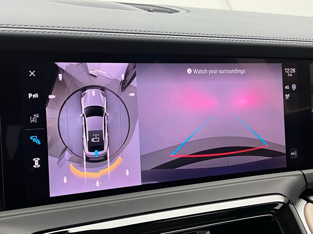 Thumbnail: 2025 Porsche Panamera - 15