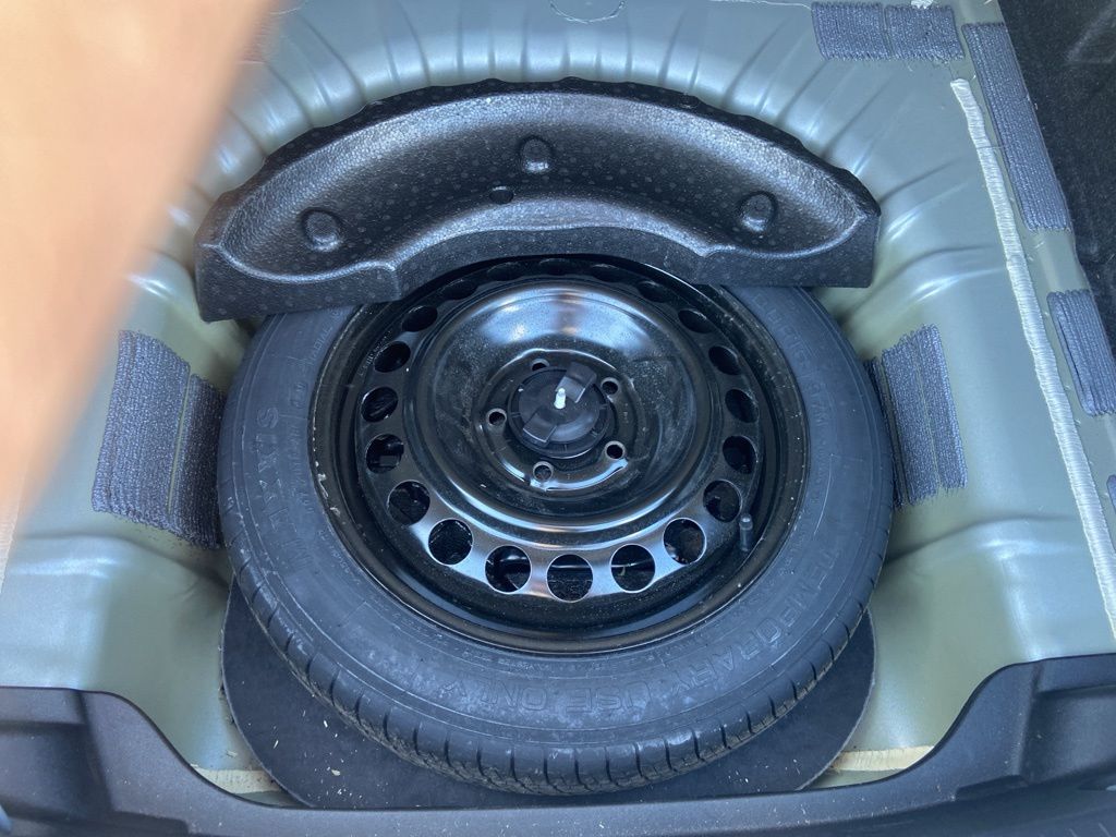 Thumbnail: 2019 Chevrolet Malibu - 13