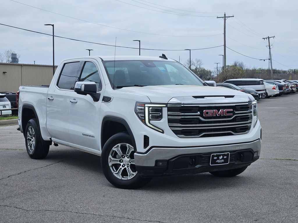Summit White 2024 GMC Sierra 1500 SLT Crew Cab 4WD Pickup Truck Four-Wheel Drive Automatic