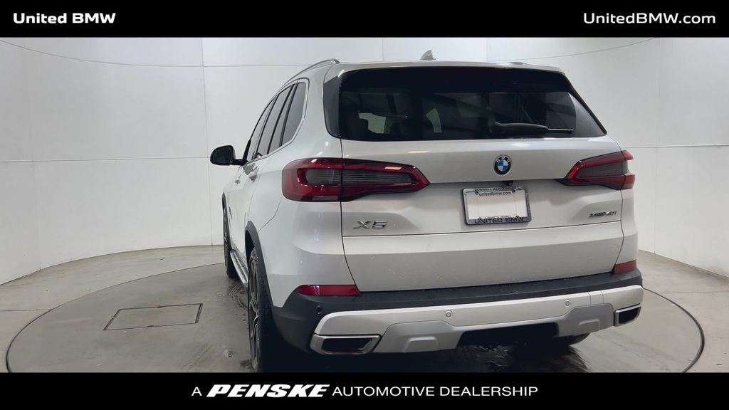 Thumbnail: 2020 BMW X5 - 7