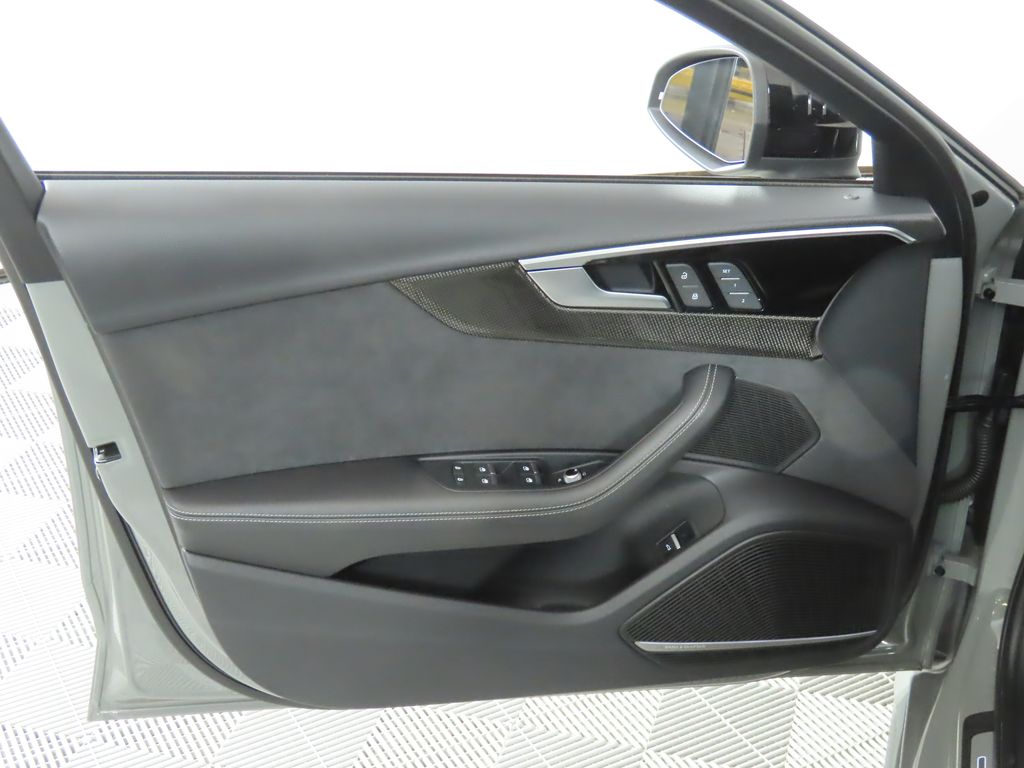 Thumbnail: 2022 Audi S4 - 27