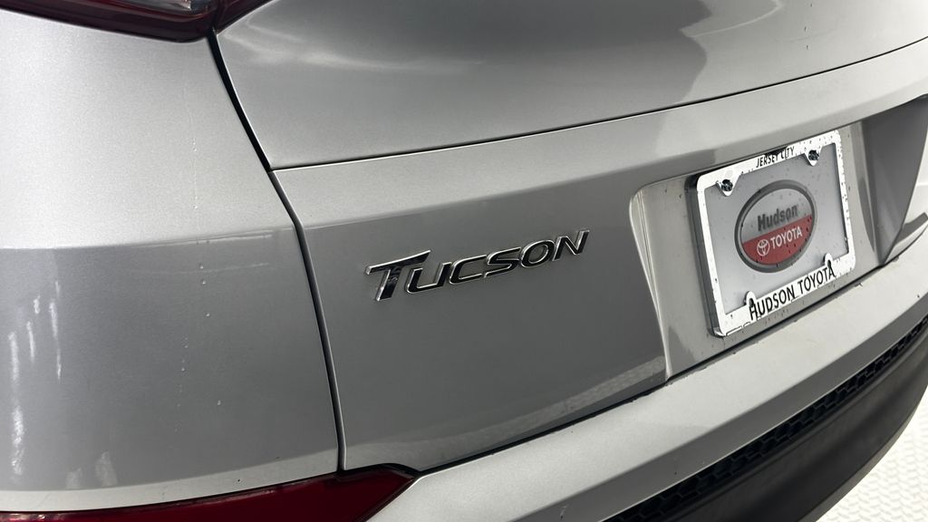 Thumbnail: 2018 Hyundai Tucson - 5