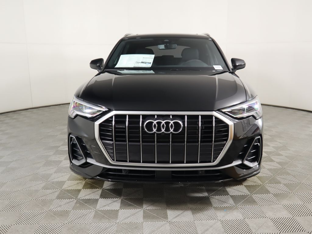 2024 Audi Q3  2