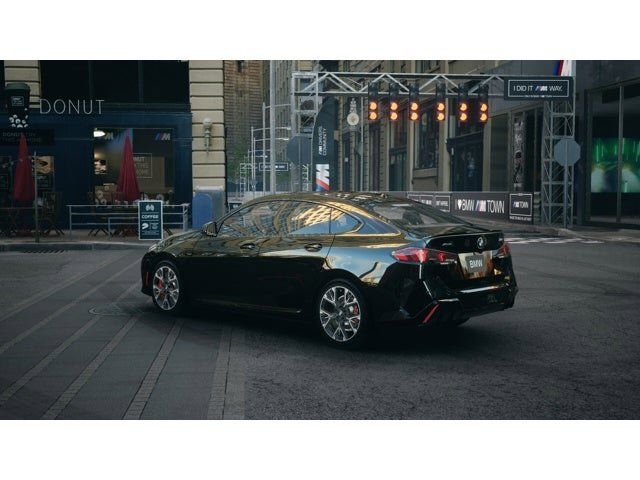 Thumbnail: 2025 BMW 2 Series - 2