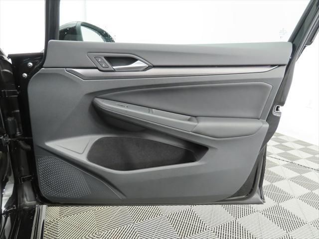 Thumbnail: 2026 Volkswagen Golf - 24