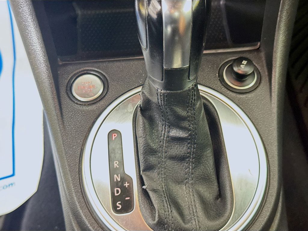 Used Car 2013 Volkswagen Beetle  2.5l For Sale Under $15,000 In Austin, Texas