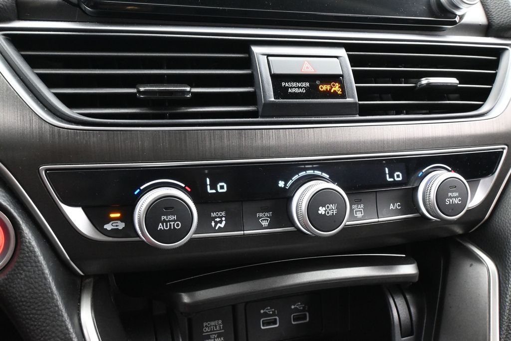 Used 2021 White Honda LX image 21