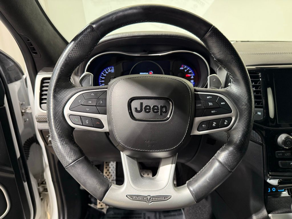 Thumbnail: 2020 Jeep Grand Cherokee - 24