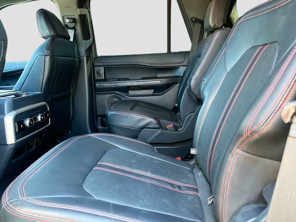 Used 2023 White Ford Limited image 26