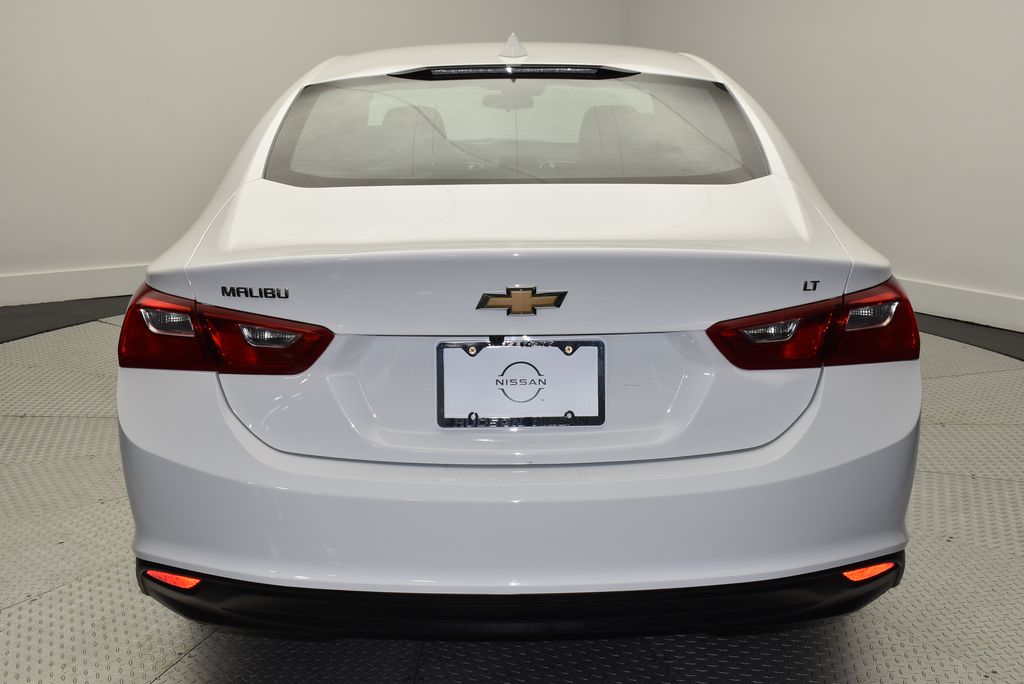Thumbnail: 2023 Chevrolet Malibu - 6