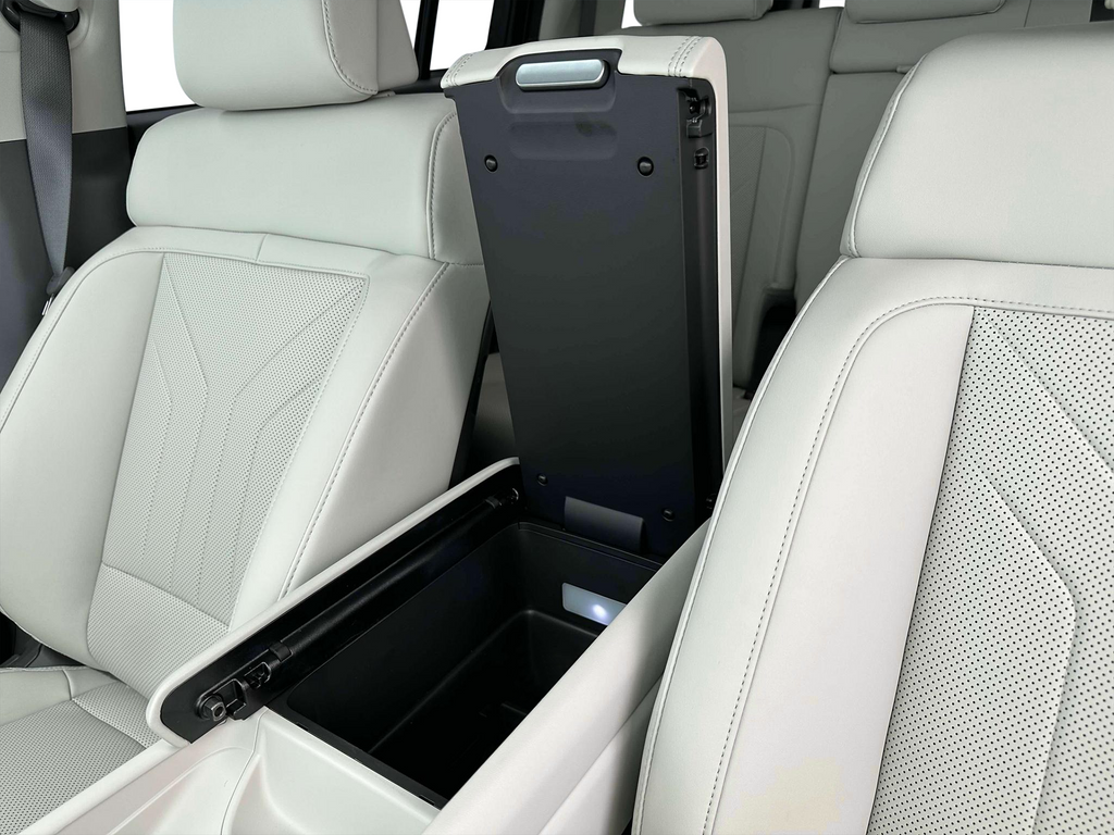 Thumbnail: 2025 Hyundai Santa Fe - 18