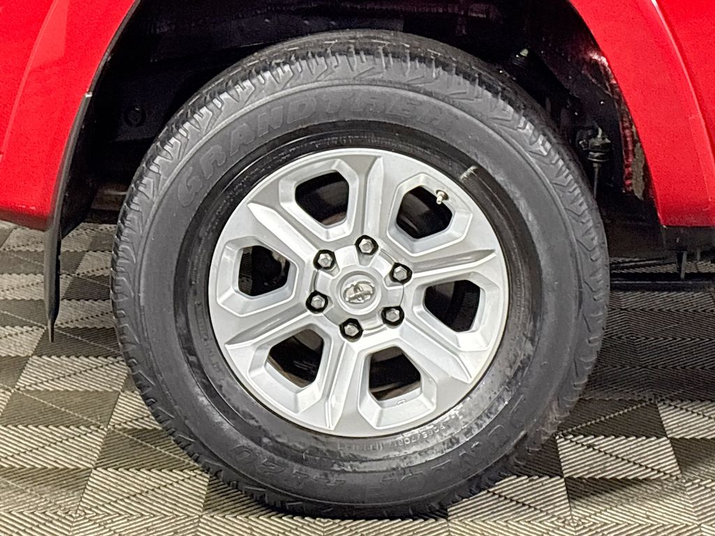 2019 Toyota 4Runner SR5