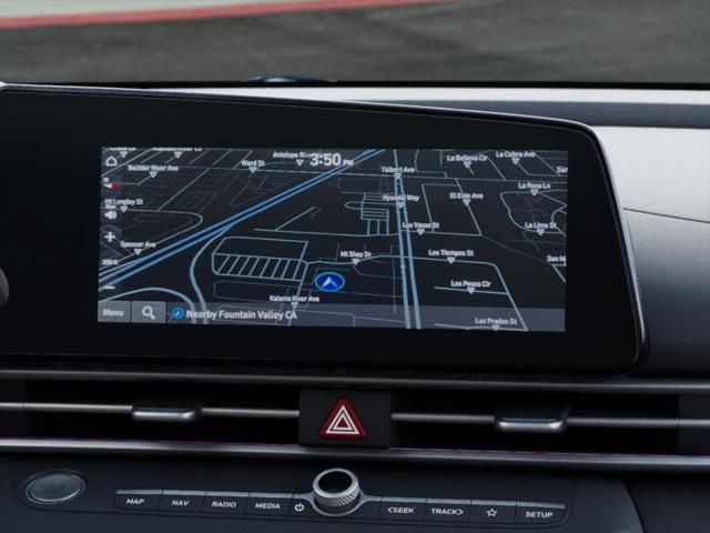 2025 Hyundai Elantra Limited Edition 13