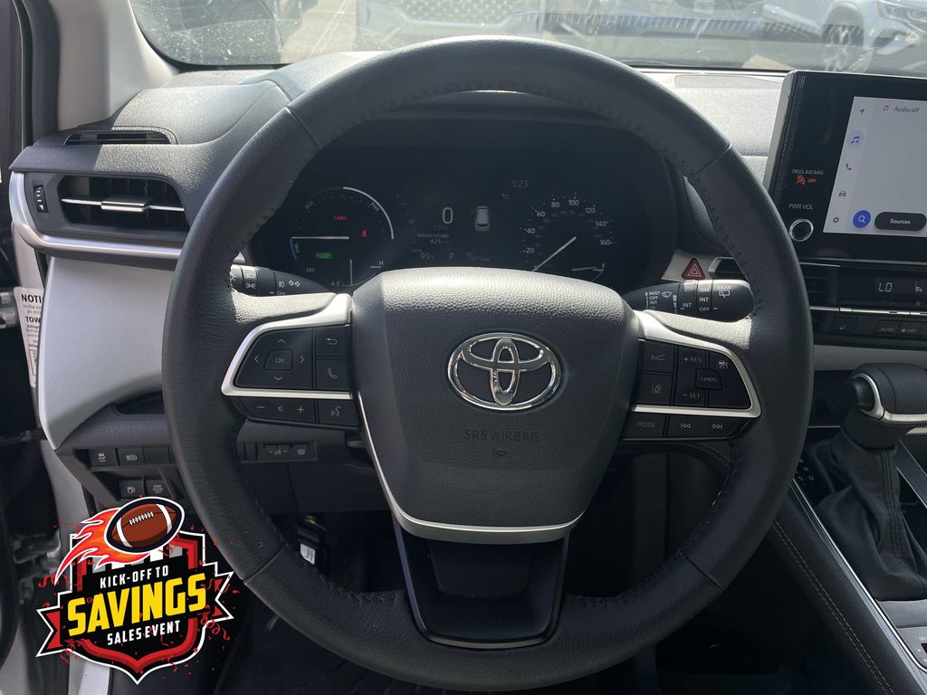 Used 2025 Toyota Sienna Van