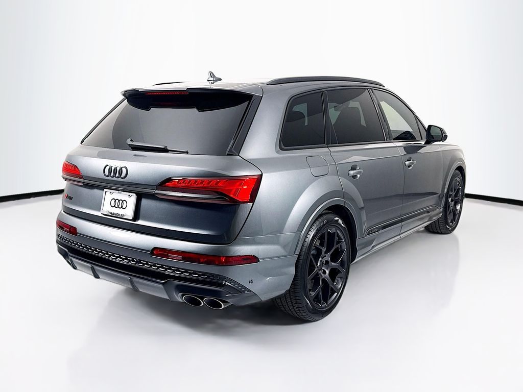 Thumbnail: 2026 Audi SQ7 - 5