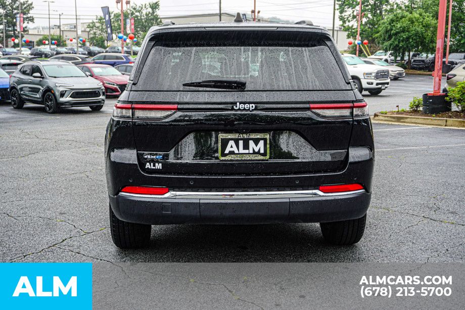 Used 2024 Black Jeep 4xe image 11