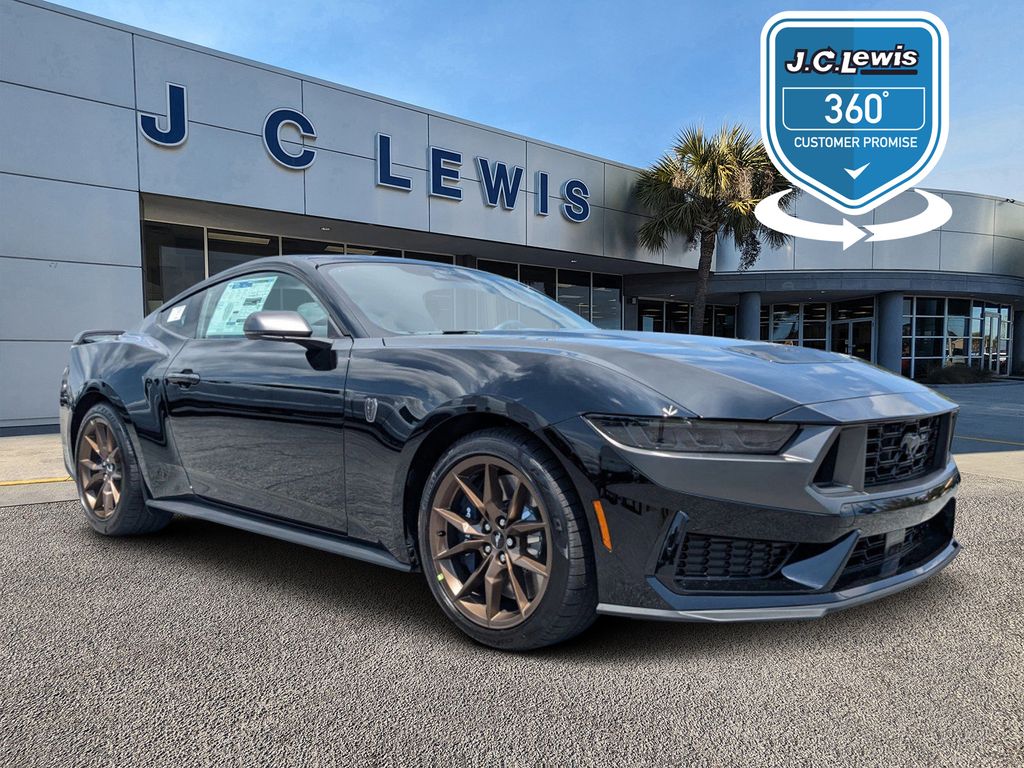 2025 Ford Mustang Dark Horse