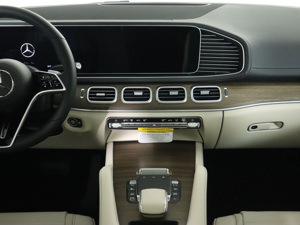 Thumbnail: 2026 Mercedes-Benz GLE - 15