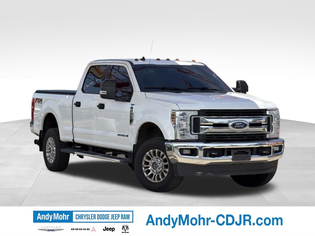 Oxford White 2019 Ford F-250 Super Duty Pickup Truck Four-Wheel Drive 6-Speed Automatic