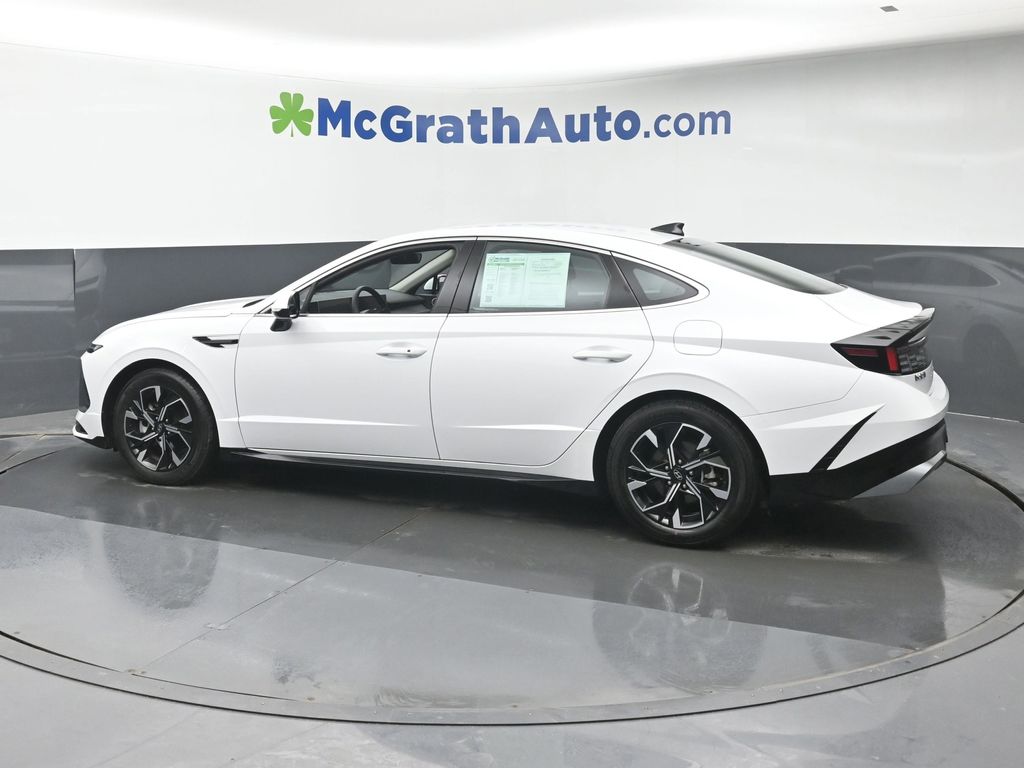 Certified Used 2024 White Hyundai SEL image 19