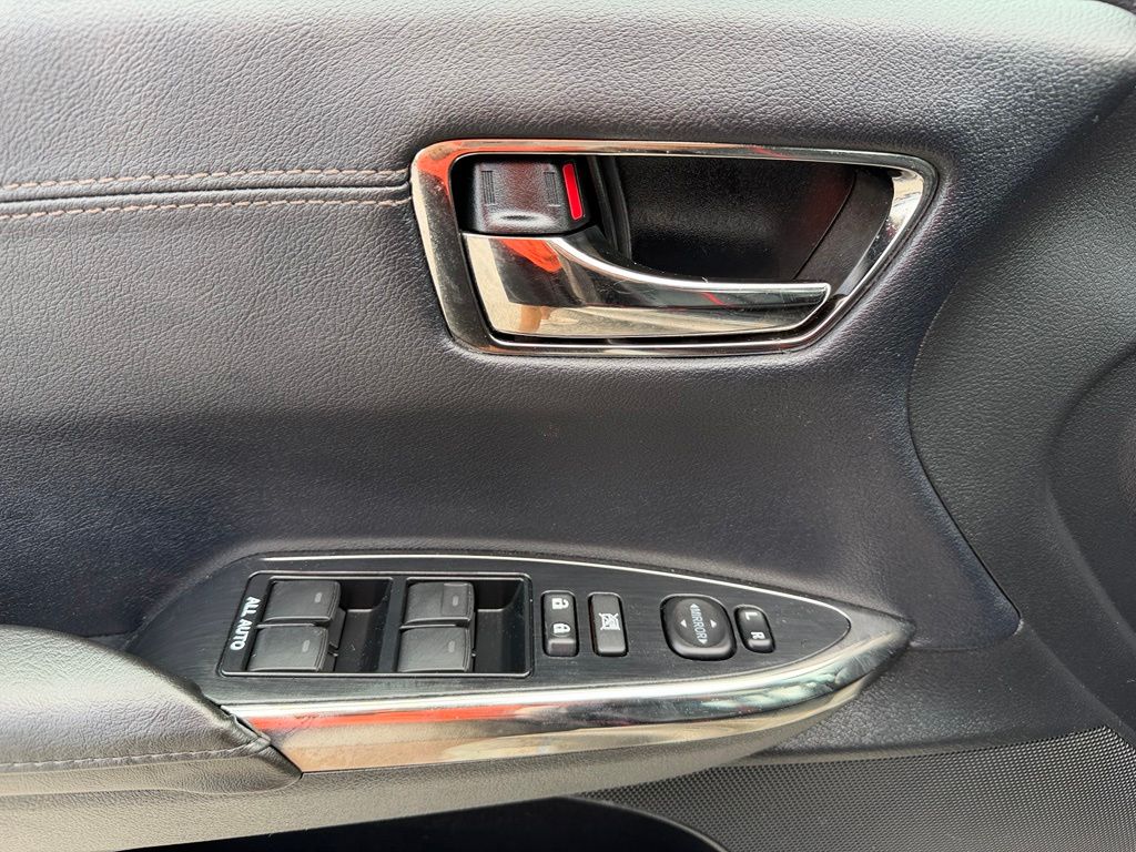 Used 2016 Toyota Avalon Sedan
