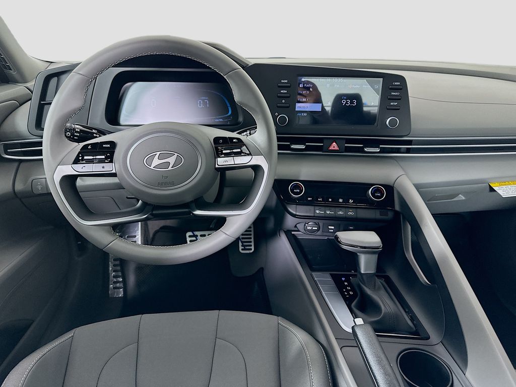 Thumbnail: 2026 Hyundai Elantra - 17