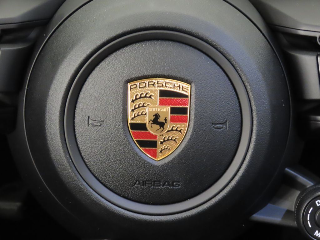 Thumbnail: 2026 Porsche Macan - 22