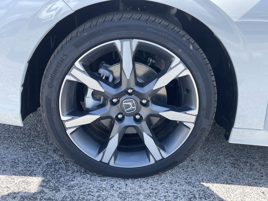 new 2026 Honda Civic Hybrid car, priced at $30,459