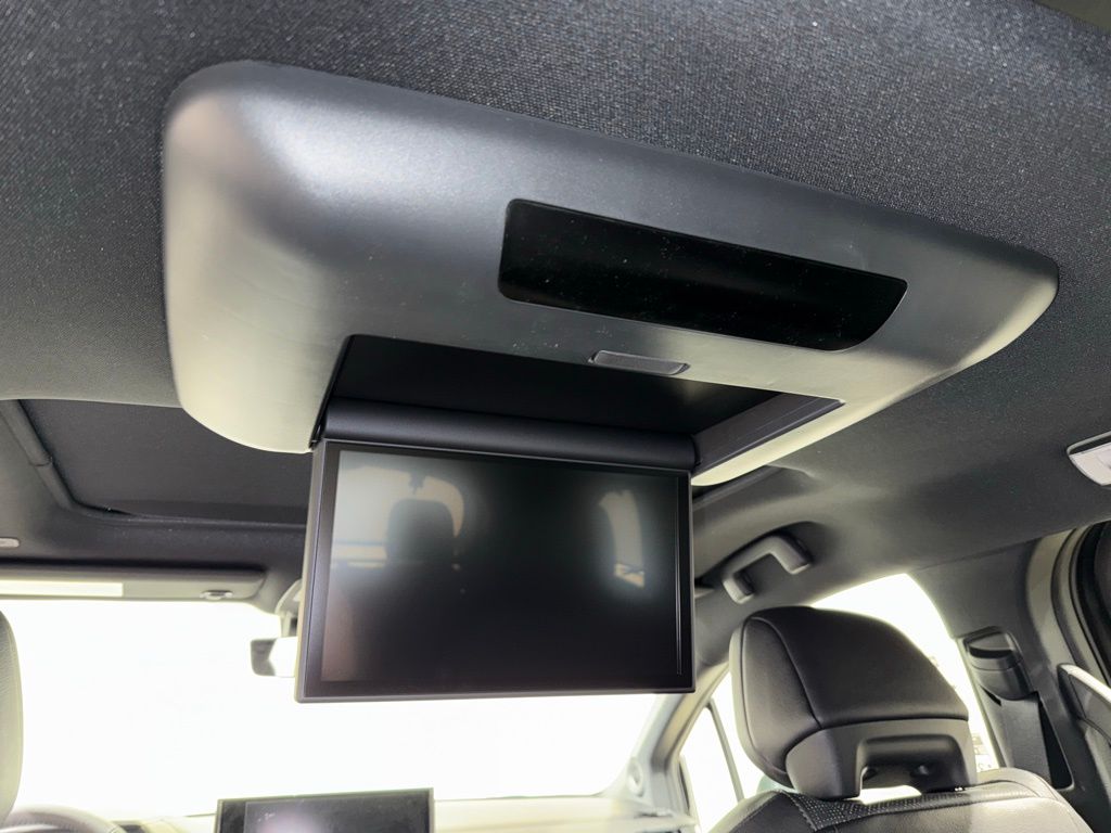 Thumbnail: 2025 Toyota Sienna - 23