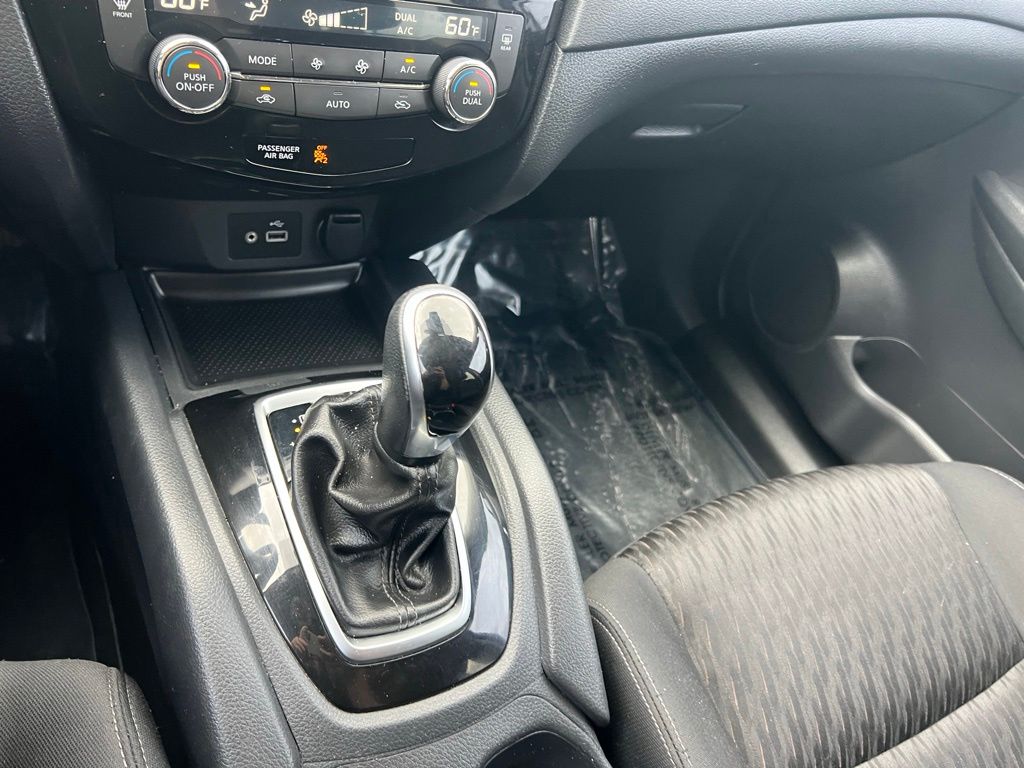 2020 Nissan Rogue SV Gray at Community Honda