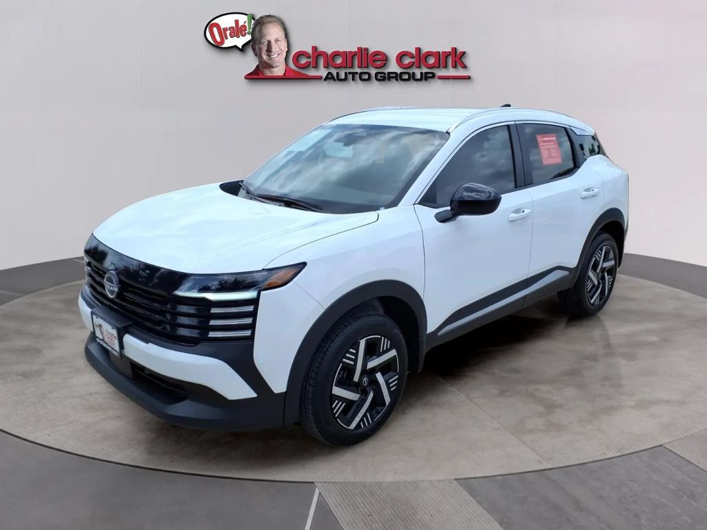 White (Fresh Powder) 2026 Nissan Kicks SUV / Crossover Front-Wheel Drive Continuously Variable Transmission