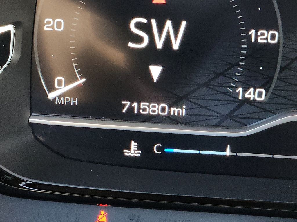 Thumbnail: 2022 GMC Yukon - 22