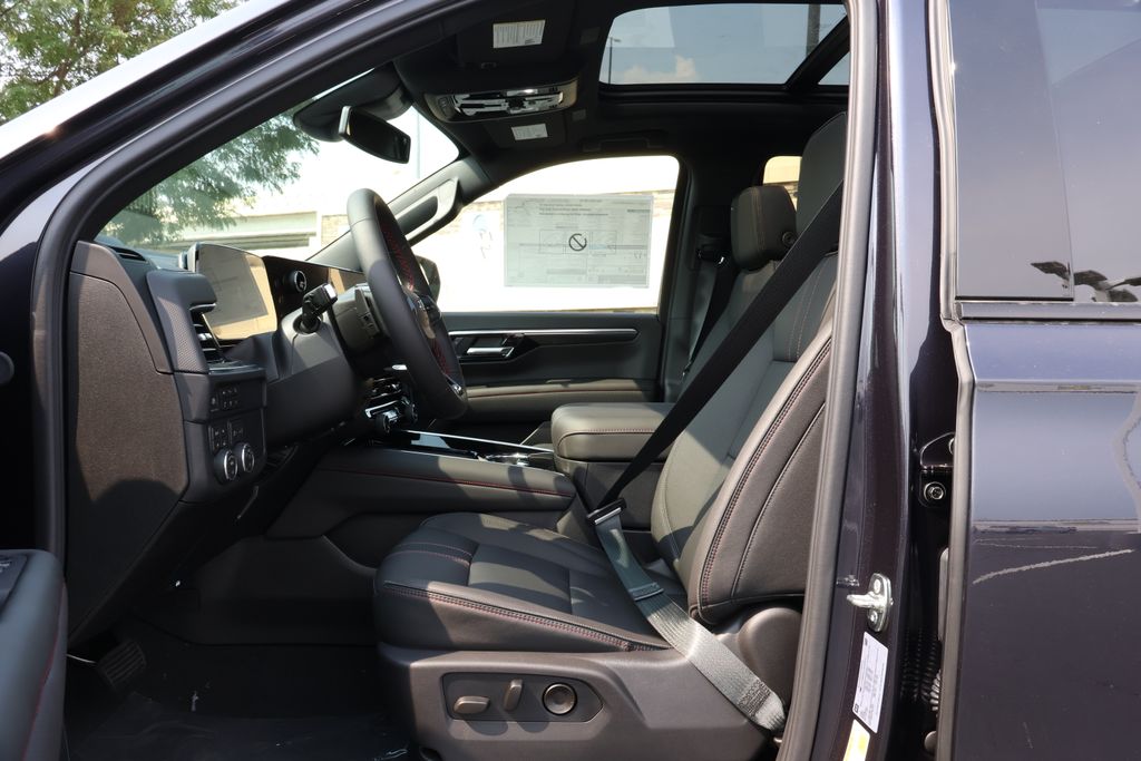 Thumbnail: 2026 Chevrolet Tahoe - 15