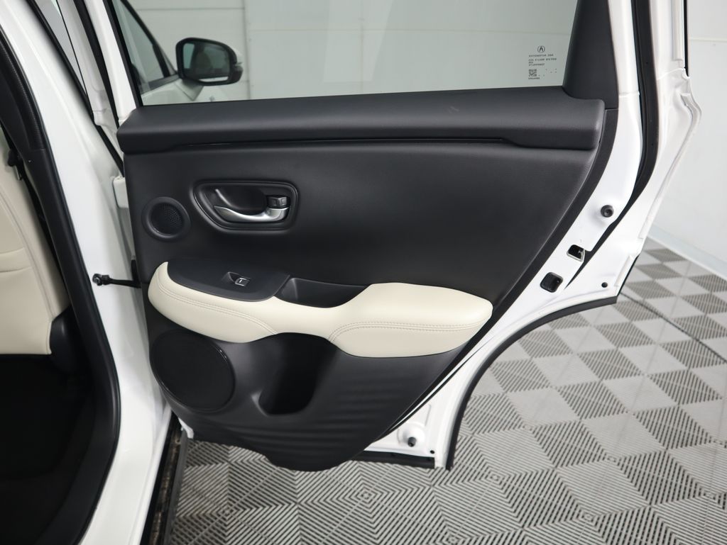 2025 Acura ADX A-SPEC 28