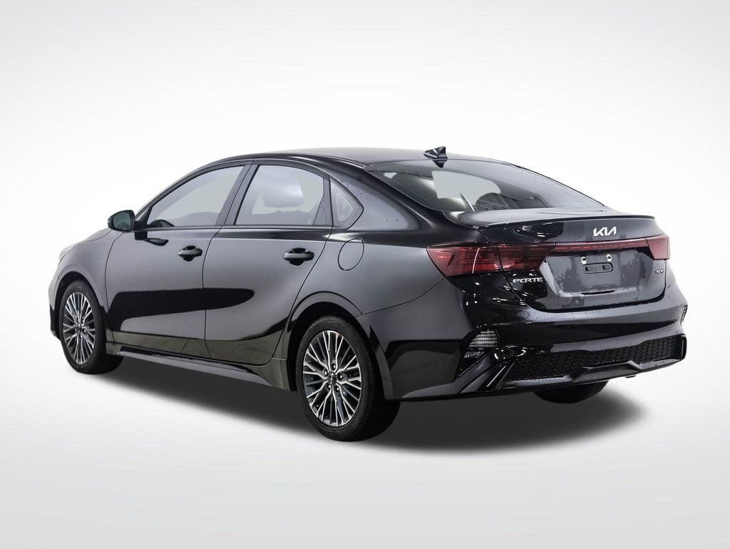 Thumbnail: 2024 Kia Forte - 3