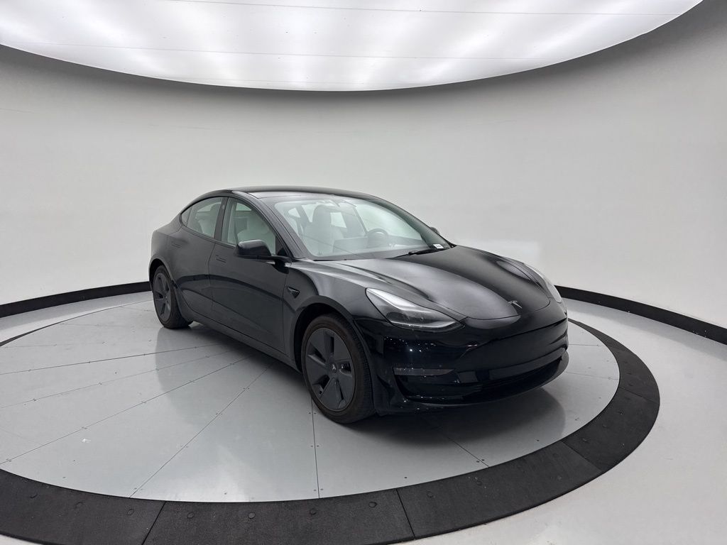 2022 Tesla Model 3 Long Range 3