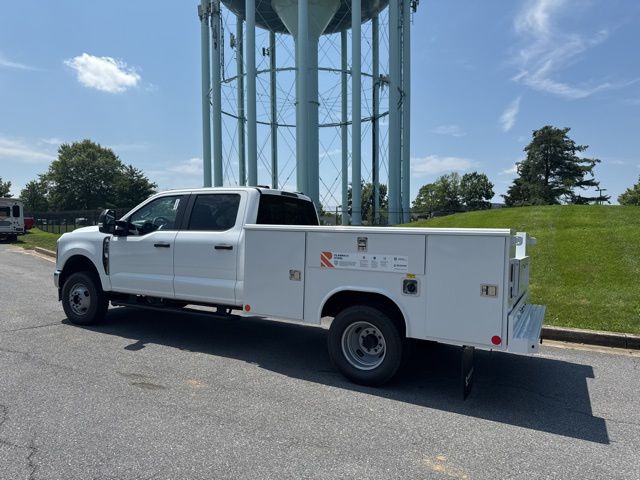 2025 Ford F-350 Chassis XL