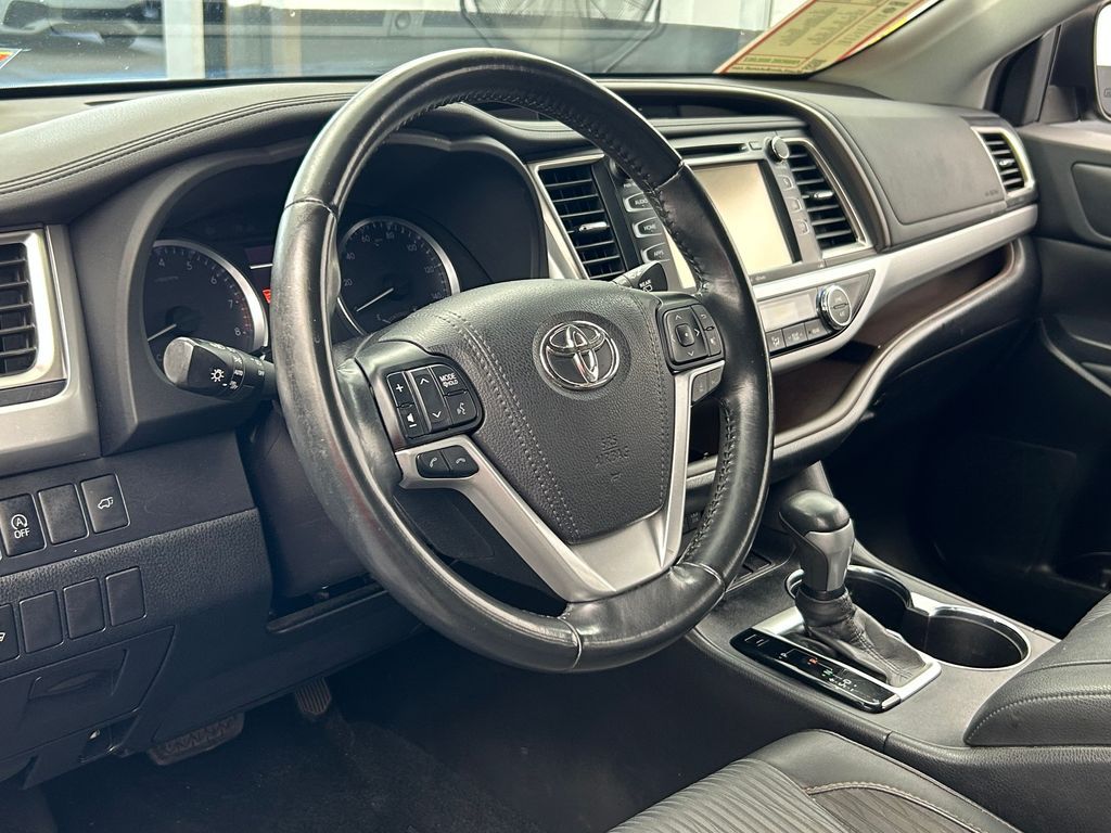 Used 2019 Midnight Black Metallic Toyota LE Plus image 44