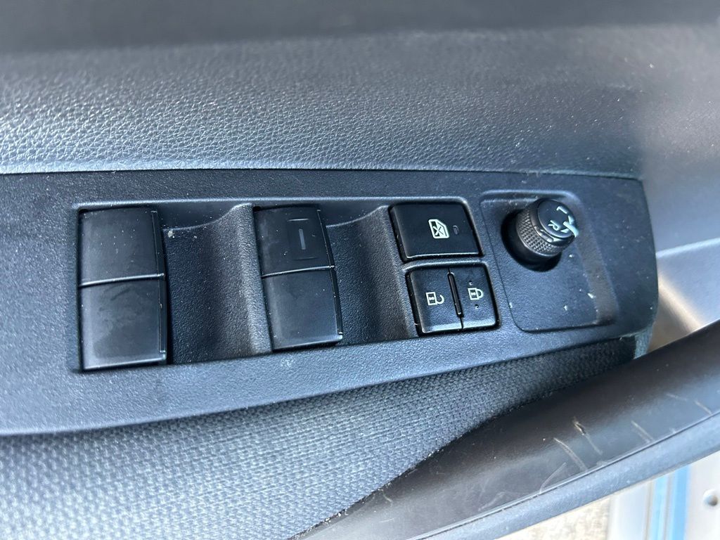 Thumbnail: 2024 Toyota Corolla - 16