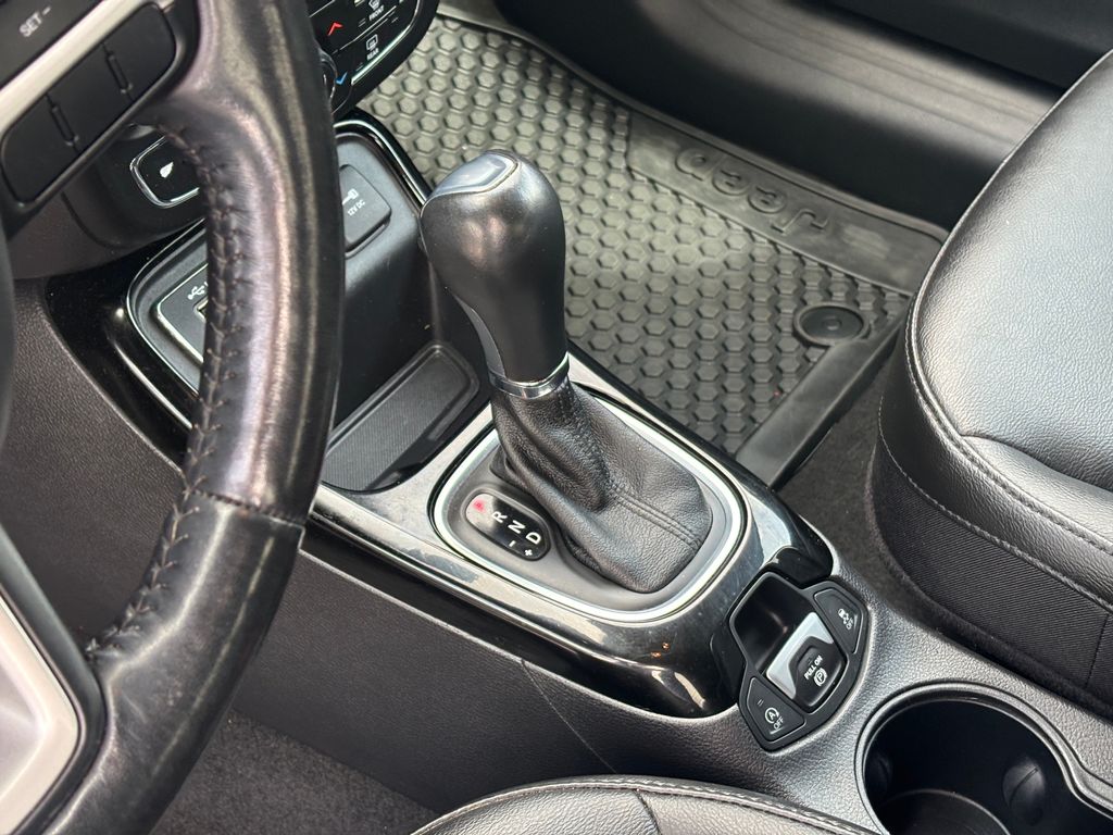 Used Car 2021 Jeep Compass  Altitude For Sale Under $25,000 In Austin, Texas