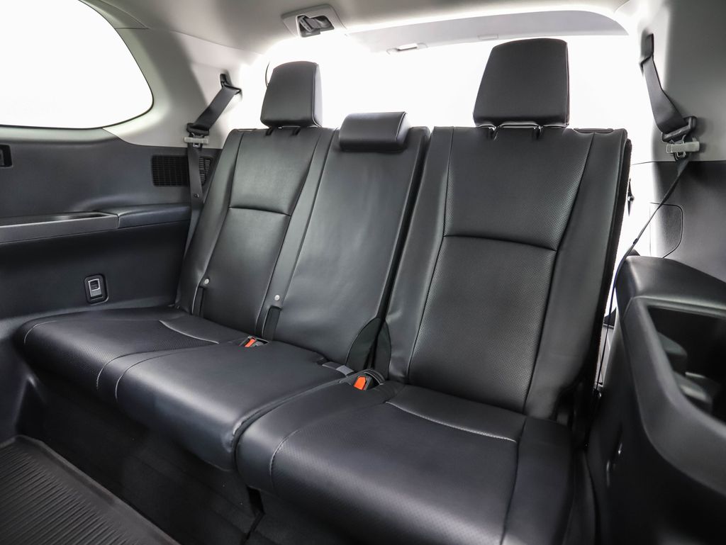 Thumbnail: 2024 Toyota Grand Highlander - 22