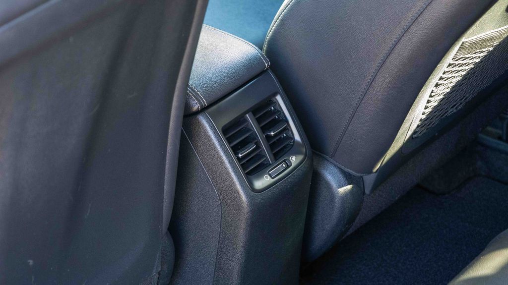 Used 2022 Kia Niro EX Premium 4D Sport Utility