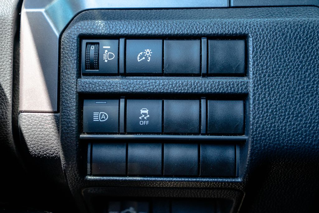 Used 2025 Toyota Tacoma Truck