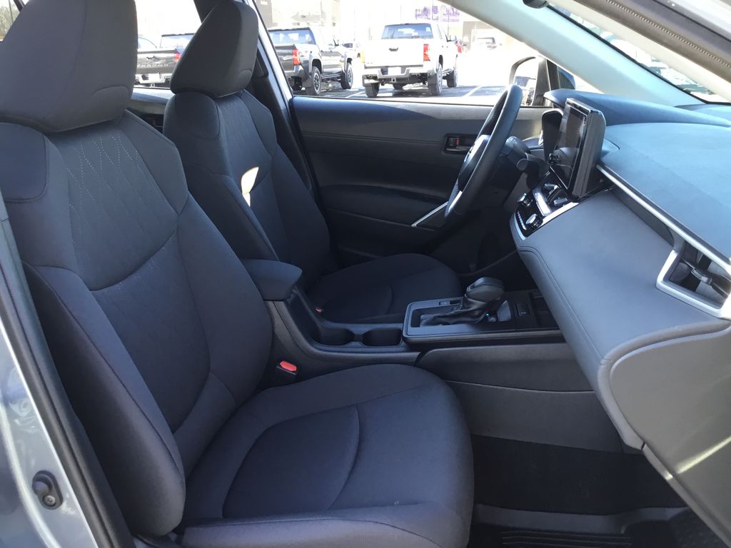 Thumbnail: 2026 Toyota Corolla Cross - 13