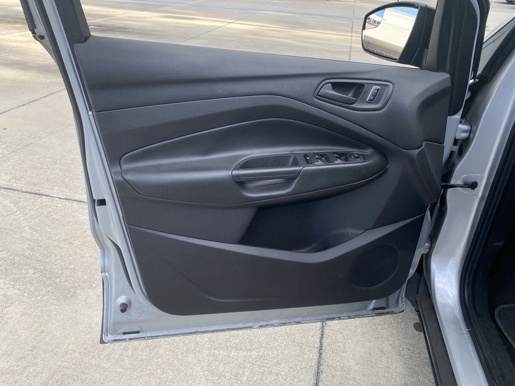 2014 Ford Escape S photo