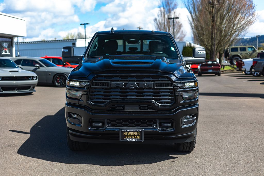 2026 Ram 2500 Black Express Tradesman thumbnail 6