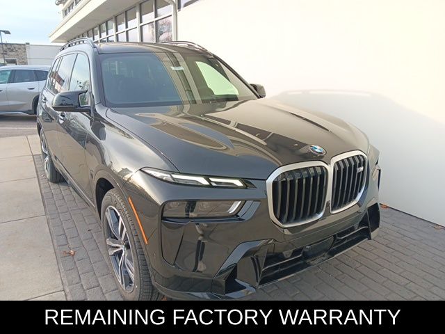 2025 BMW X7 M60i AWD