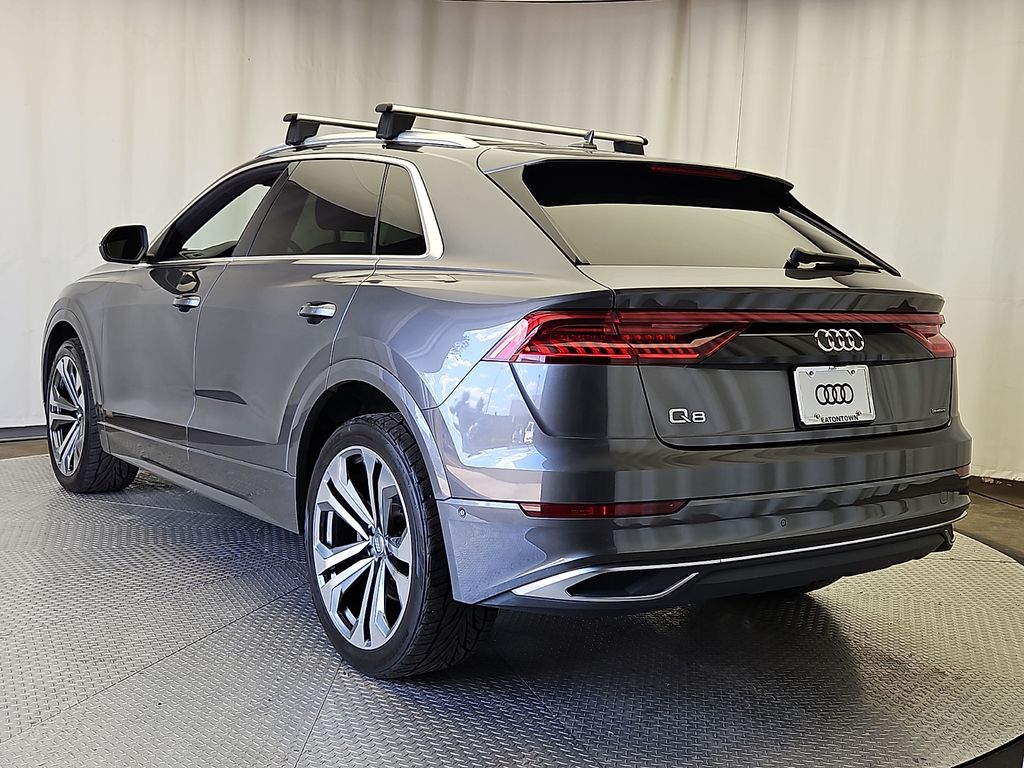 Thumbnail: 2021 Audi Q8 - 7