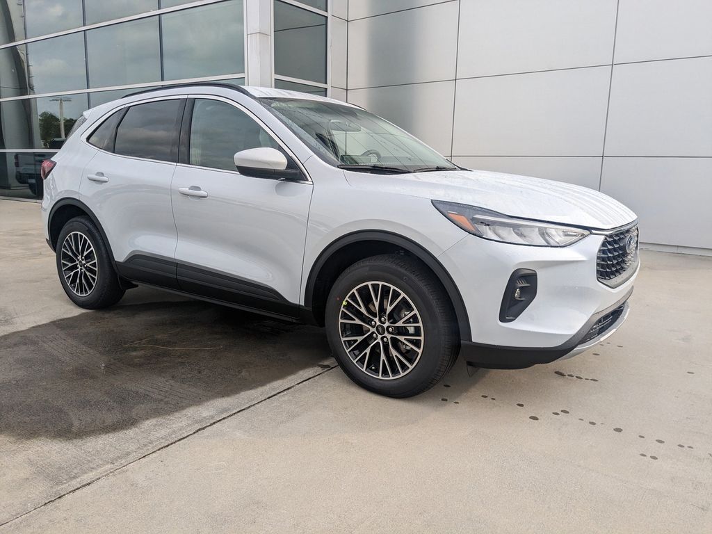 2025 Ford Escape PHEV